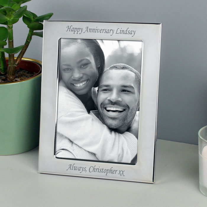 Plain Engraved Silver Plated 6 x 4 Inch Photo Frame