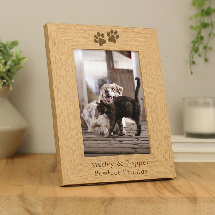 Personalised Paw Prints 7x5 Wooden Pet Photo Frame